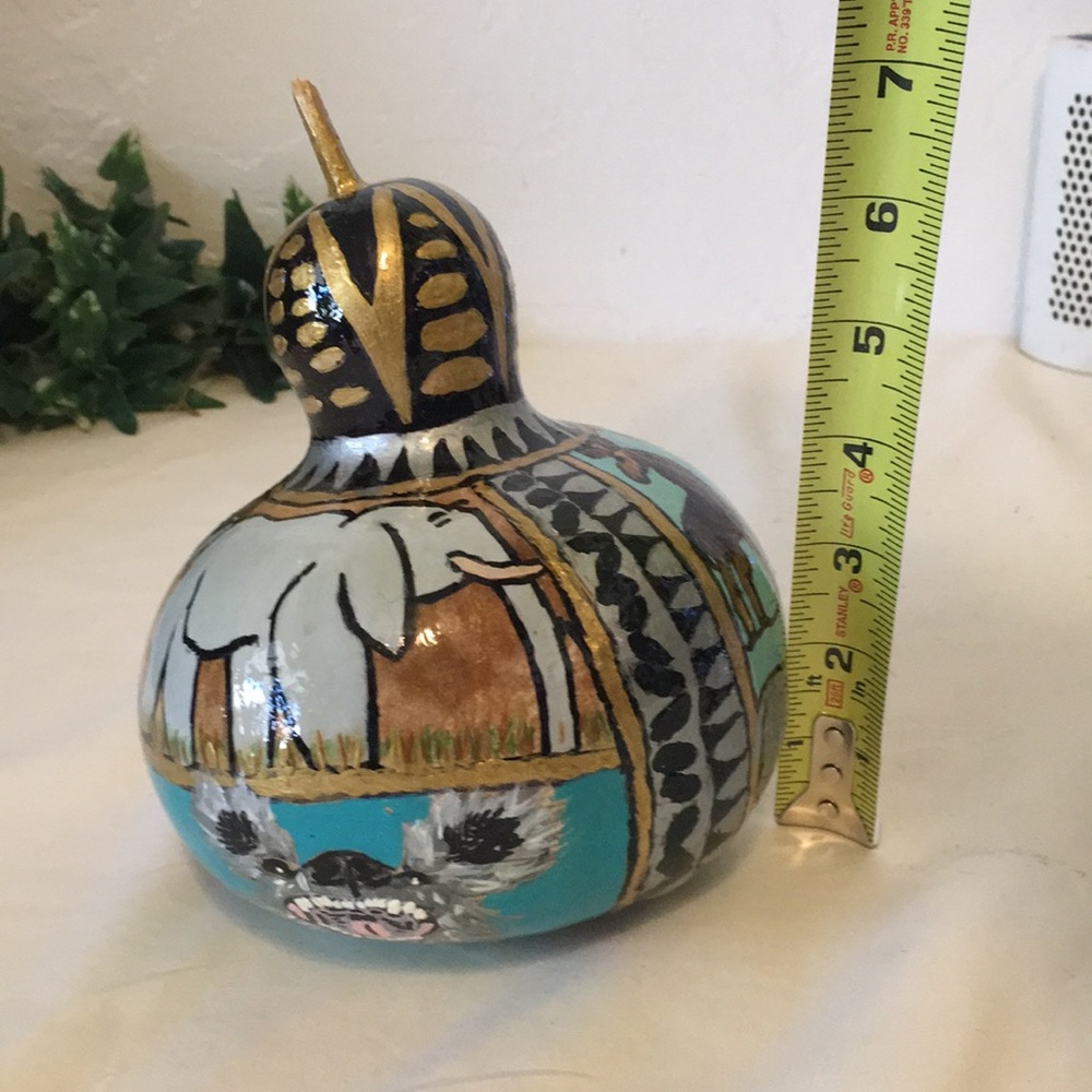 Hand painted Gourd - Picture 9 of 9